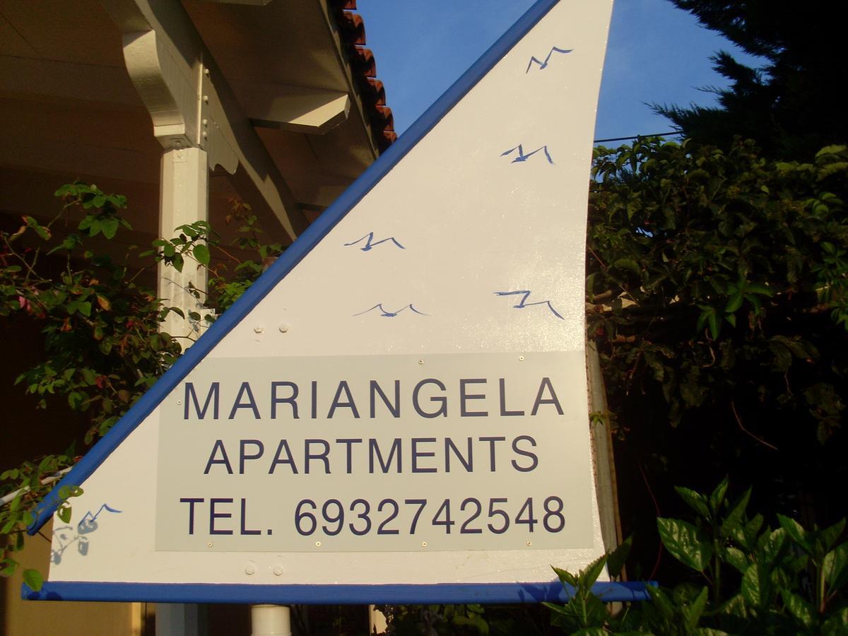 Mariangela Apartments Lixouri Eksteriør billede
